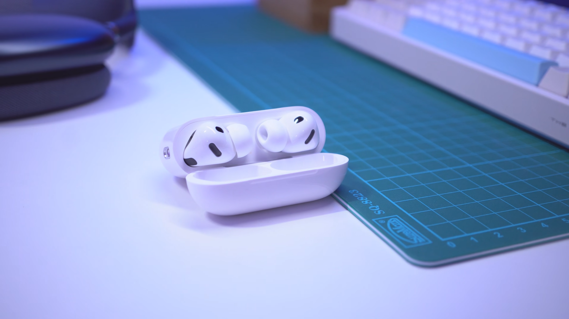 Noise canceling improved again! 😲 AirPods Pro 3 Firmware 8B41